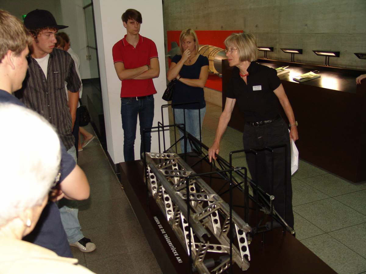 Im Museum Sch�ler 2008