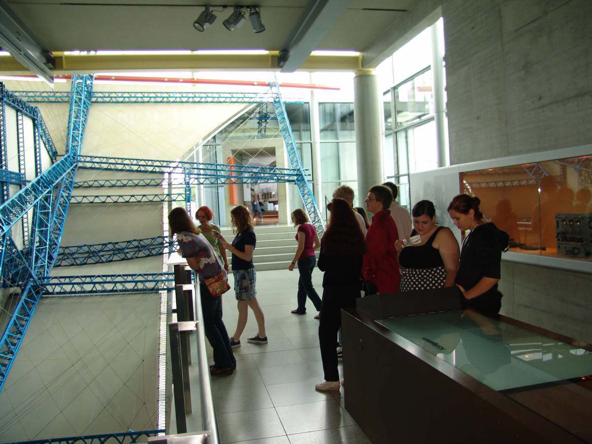 Im Museum Sch�ler 2008