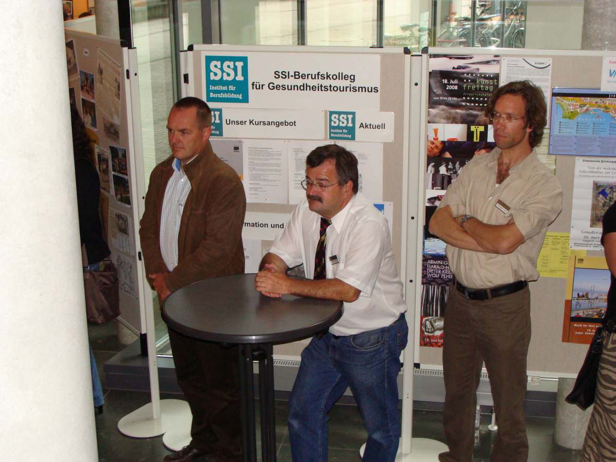 Ausstellungser�ffnung