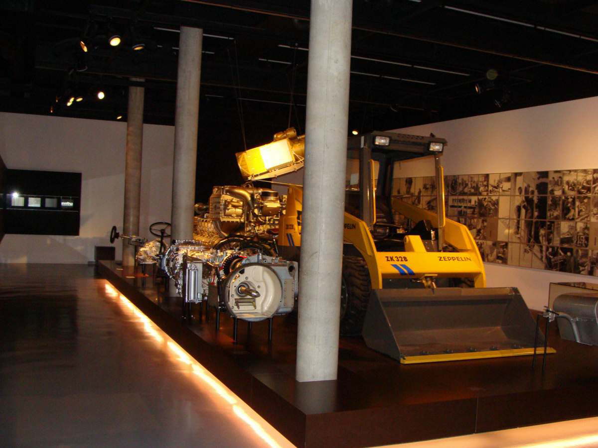 Im Museum Sch�ler 2008