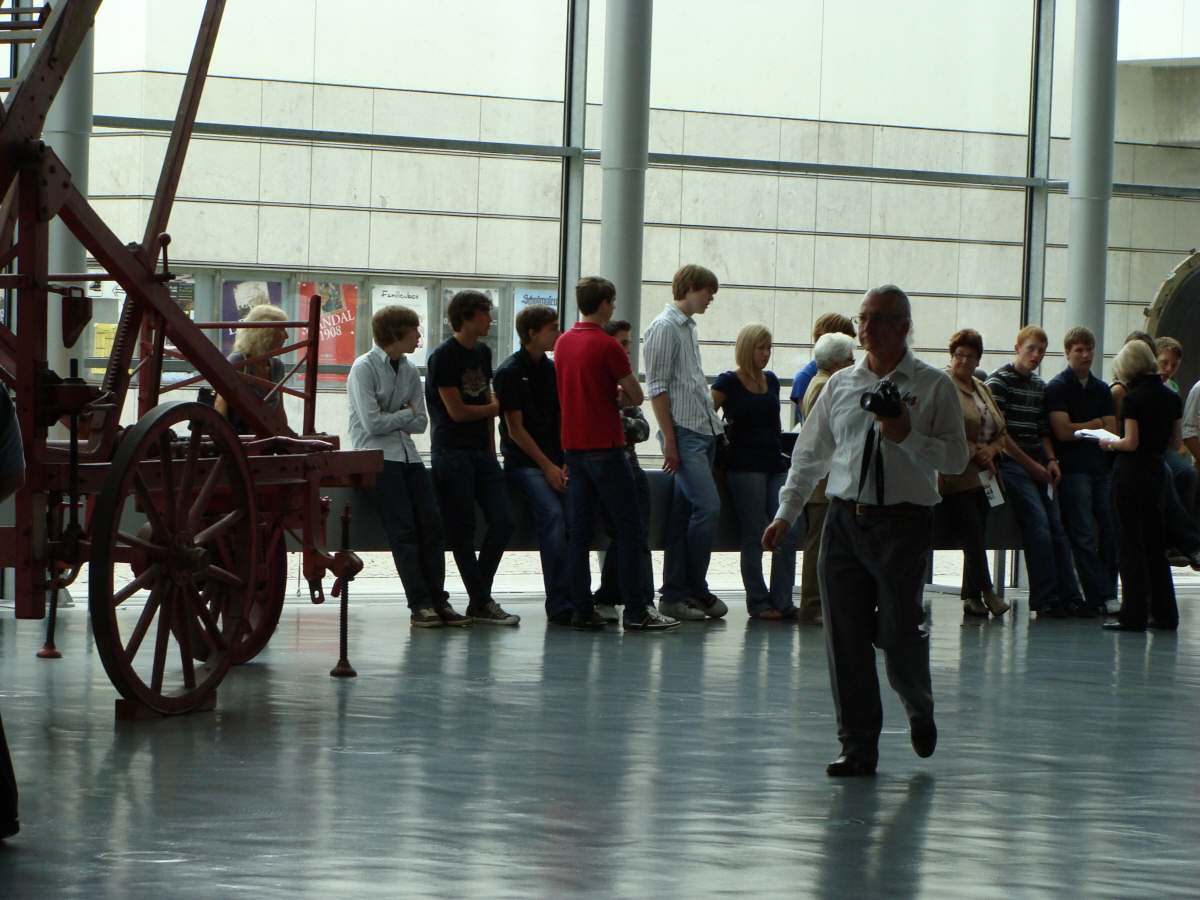 Im Museum Sch�ler 2008