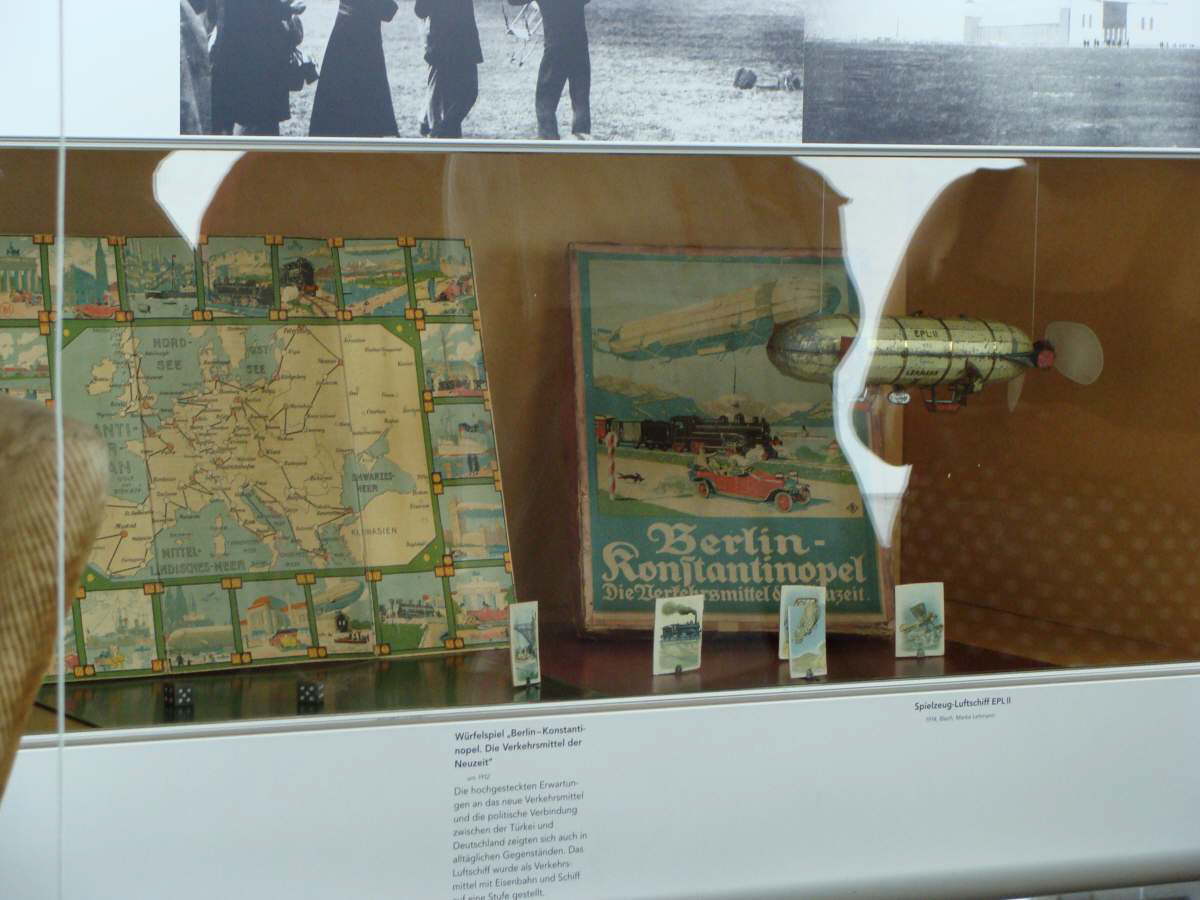 Im Museum Sch�ler 2008