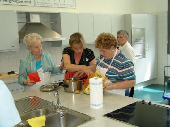 Schwaebischer Kochkurs bei der Volkshochschule FN