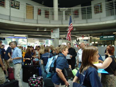 Ankunft in Friedrichshafen Airport 